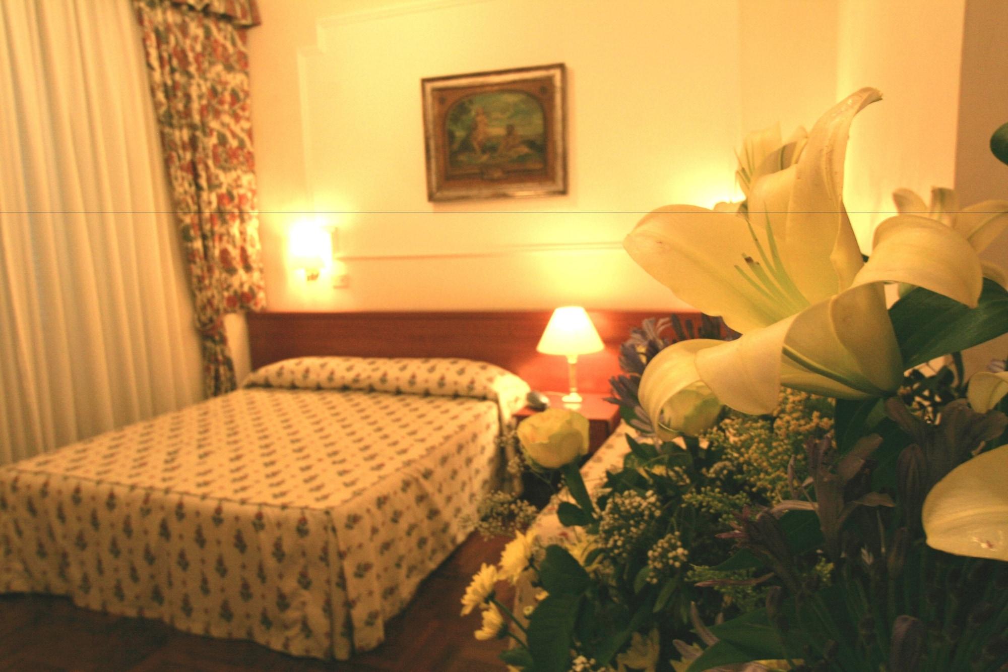 B&B Hotel Roma Italia Viminale Exteriör bild
