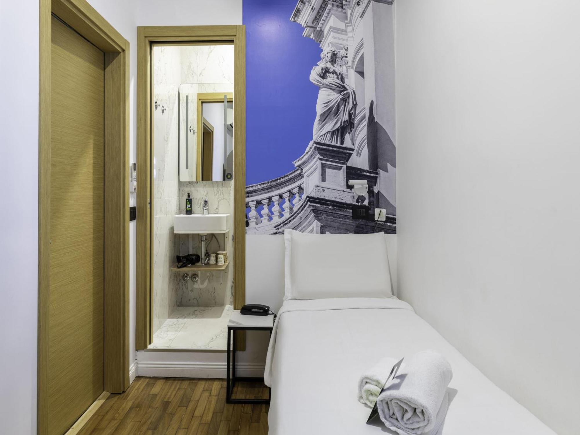 B&B Hotel Roma Italia Viminale Exteriör bild